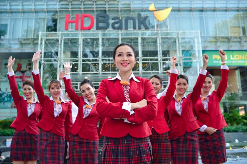 Nhu cầu HDBank tuyển dụng giao dịch viên tăng cao